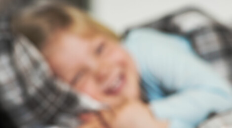 microlife-maedchen-bett